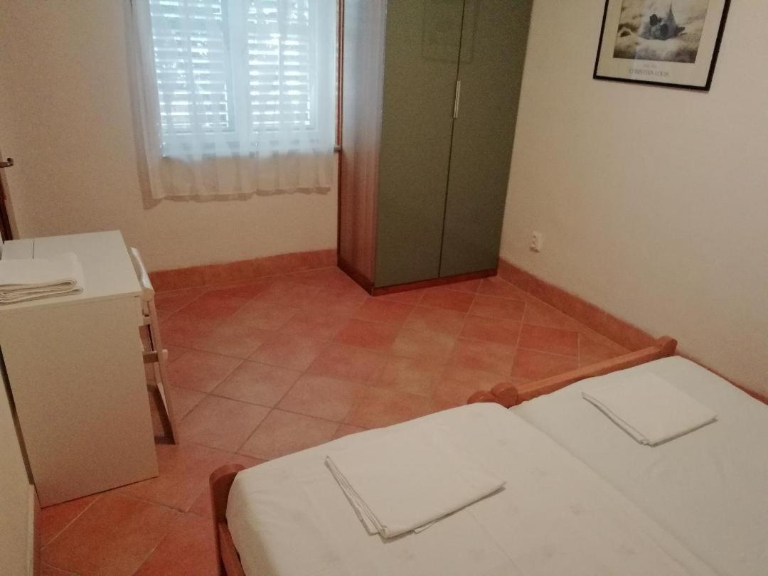 Apartments Mia Starigrad Paklenica Zewnętrze zdjęcie
