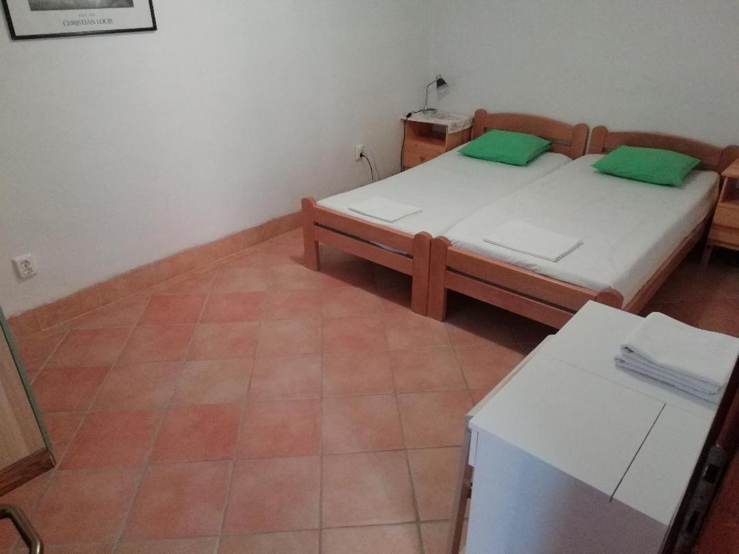 Apartments Mia Starigrad Paklenica Zewnętrze zdjęcie